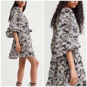 H&M Tie Belt Black Cream Patterned Oversized Puff Sleeves Cotton Weave Dress.